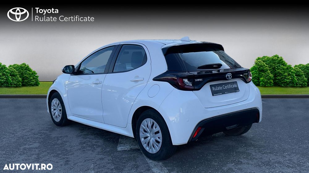 Toyota Yaris 1.5 VVT-i HSD Eco - 2