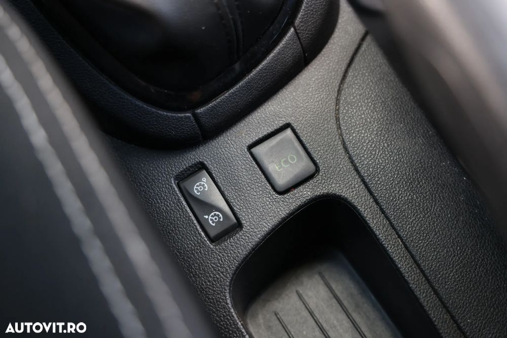 Renault Clio Energy dCi 90 Start & Stop Experience - 26