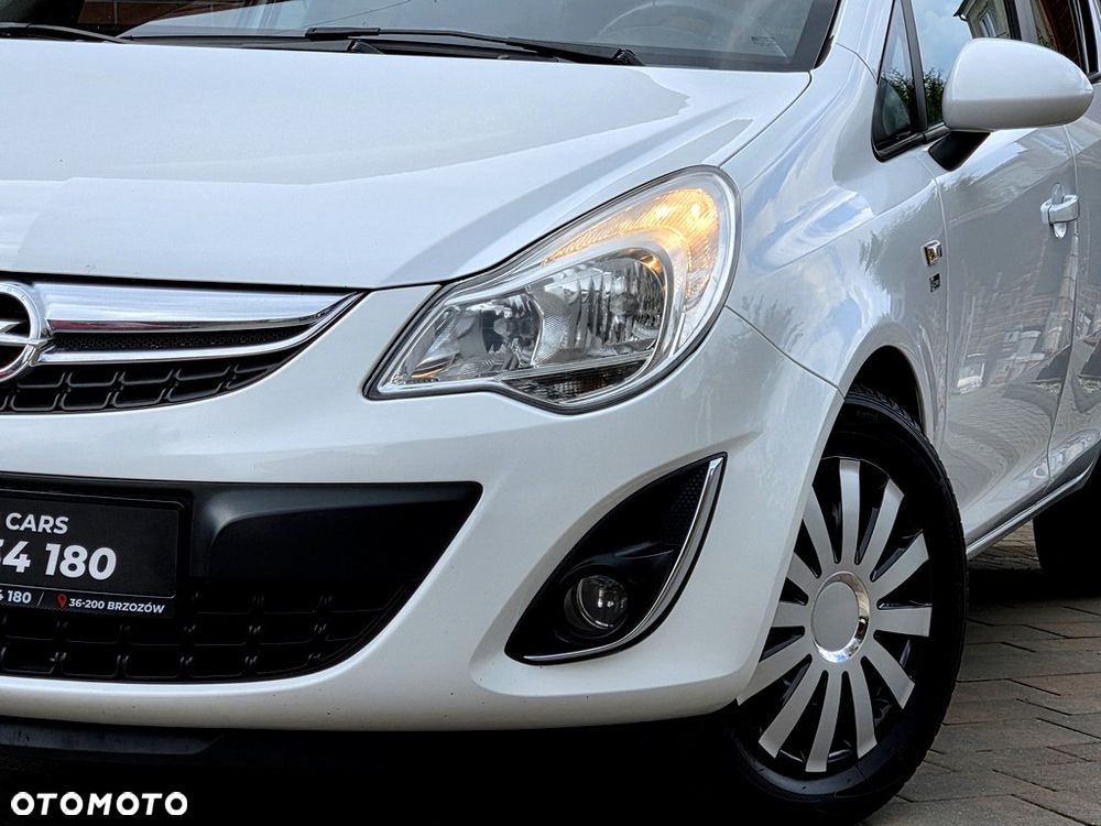 Opel Corsa 1.2 16V EcoFLEX Start-Stop 150 Jahre - 4