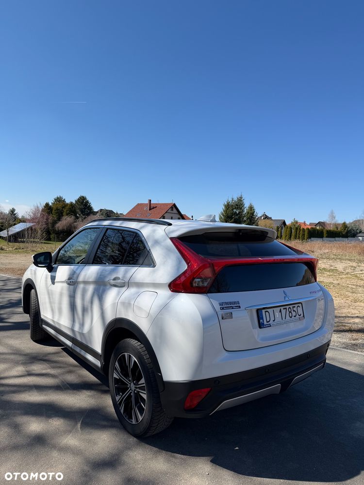 Mitsubishi Eclipse Cross - 5