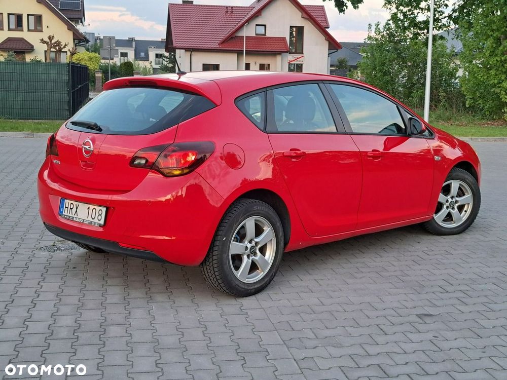 Opel Astra - 14