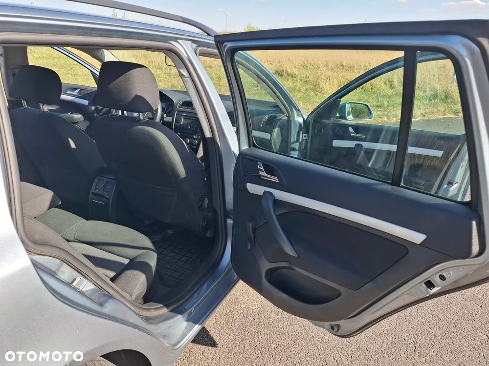 Skoda Octavia 1.6 Tour - 22