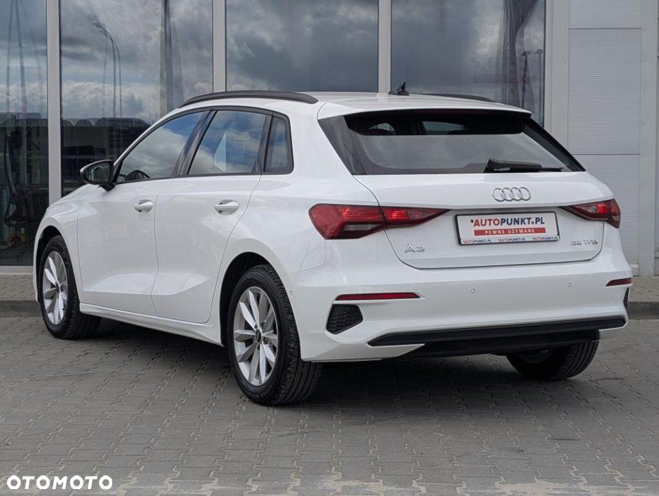 Audi A3 Sportback - 3