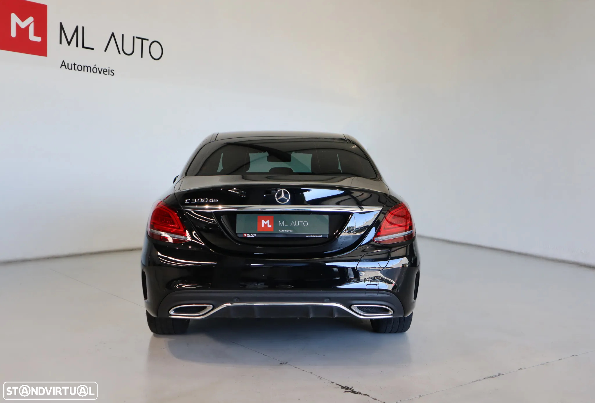 Mercedes-Benz C 300 de AMG Line - 4