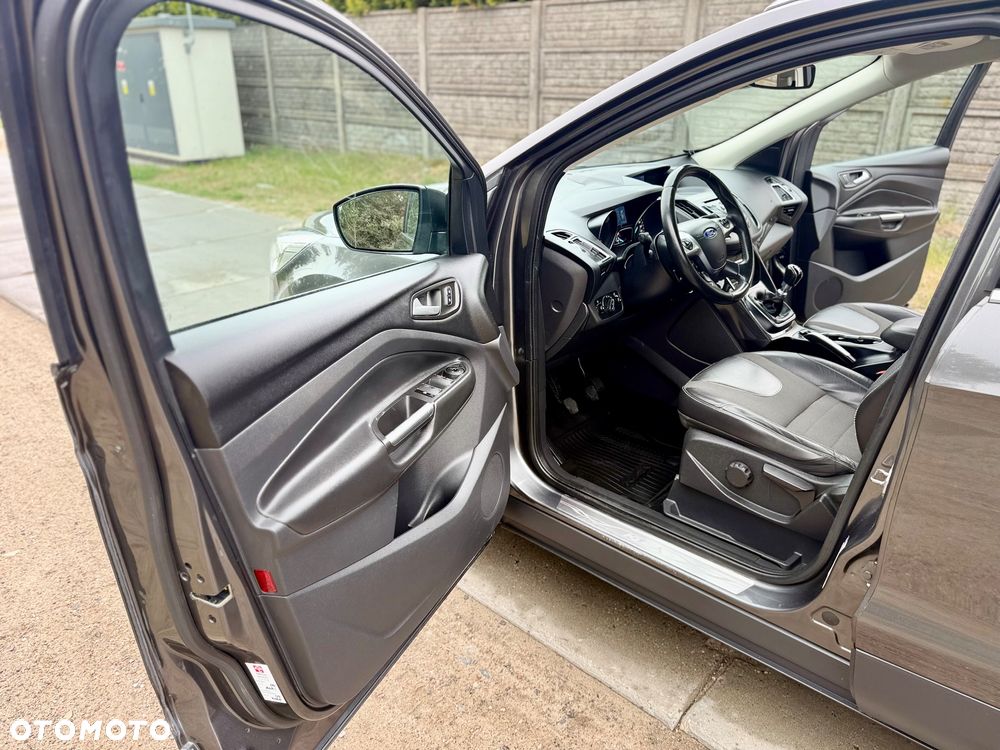 Ford Kuga 1.5 EcoBoost 2x4 Individual - 15