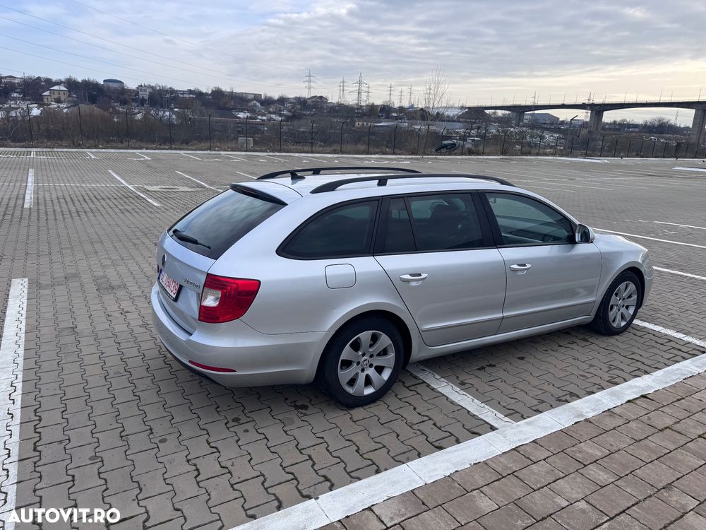 Skoda Superb 1.6 TDI Greenline Active - 4