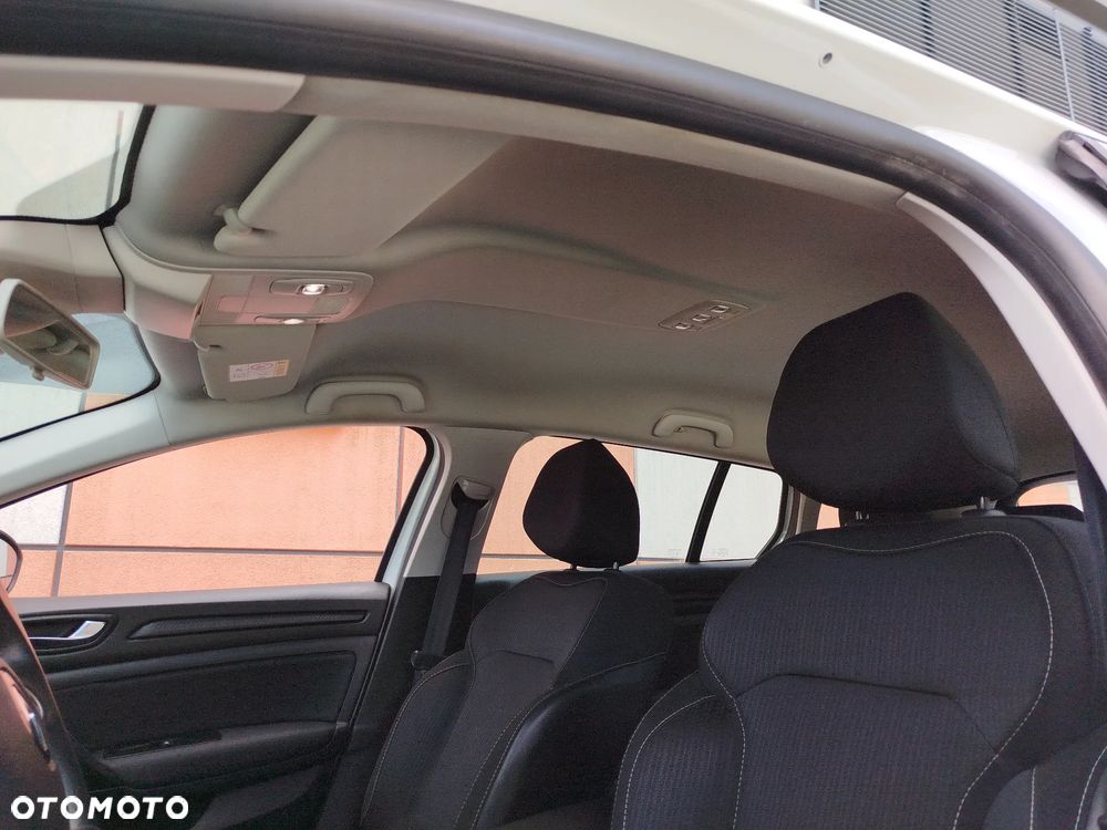 Renault Megane ENERGY TCe 130 INTENS - 22