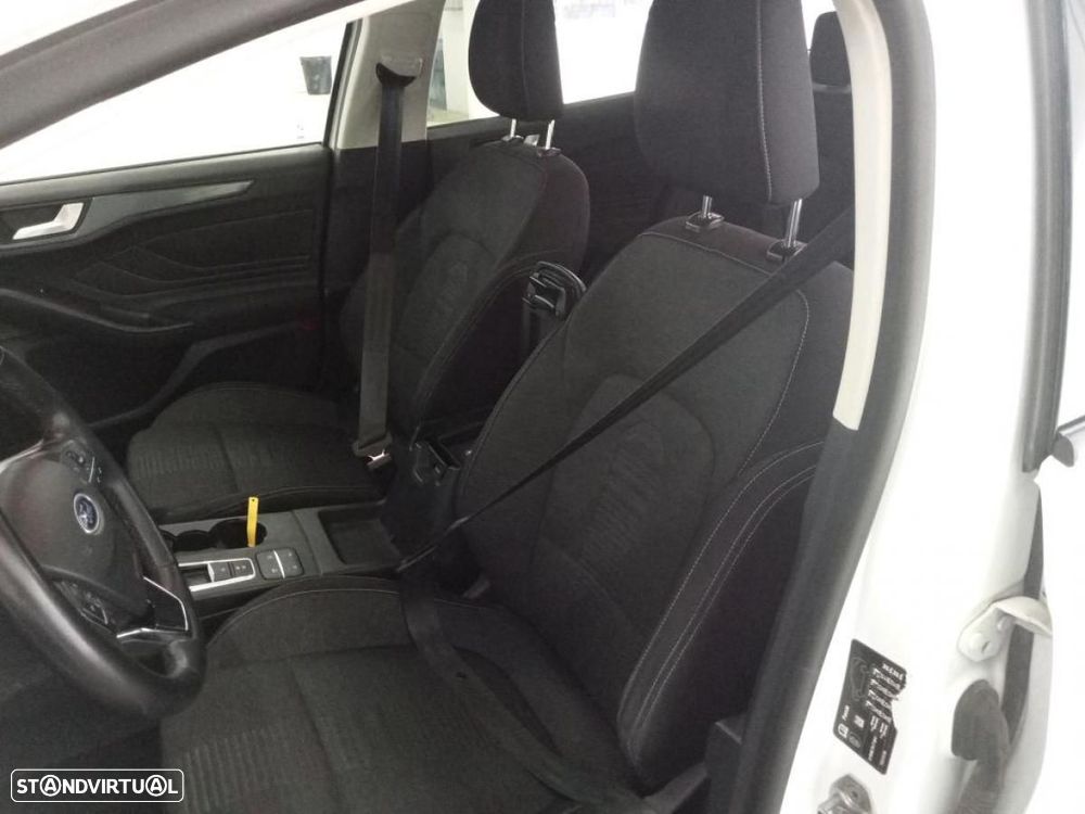 Ford Focus SW 1.5 TDCi EcoBlue Active Aut. - 4