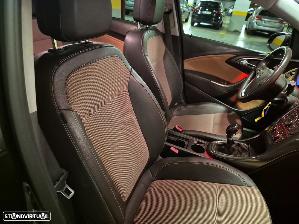 Opel Astra Sports Tourer 1.7 CDTi Cosmo - 37