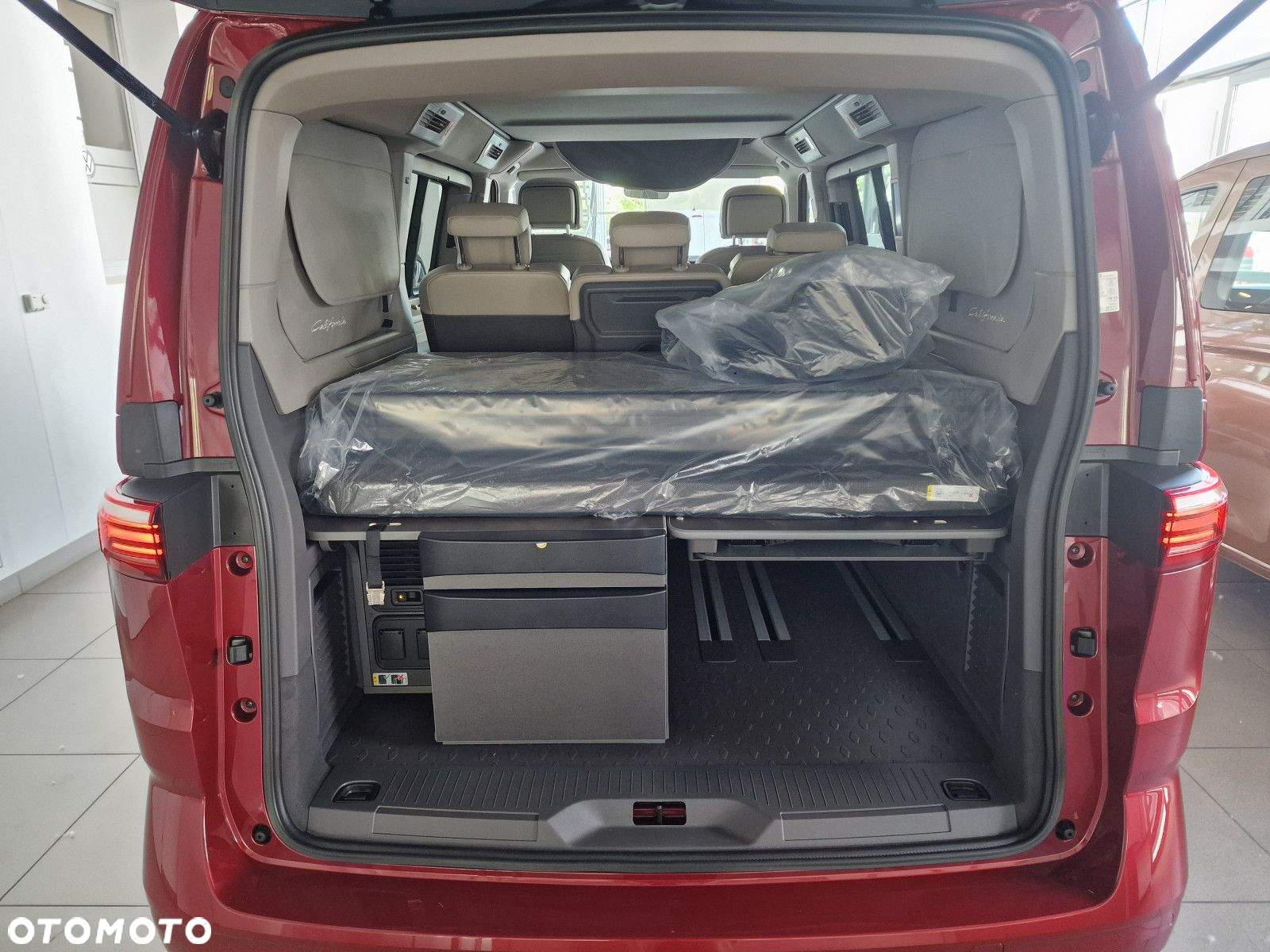 Volkswagen California - 11