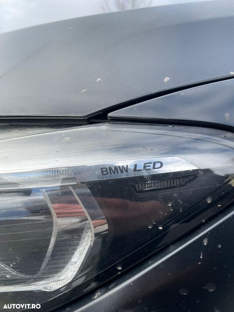 BMW Seria 7 750i xDrive - 29