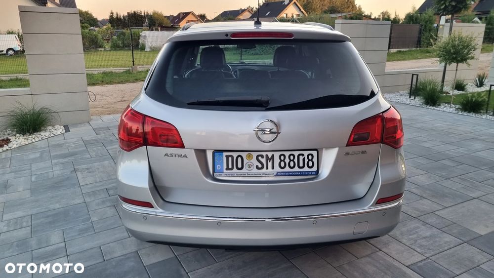 Opel Astra 1.4 T Cosmo - 28