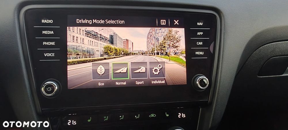 Skoda Octavia 2.0 TDI (Green tec) DSG RS - 20
