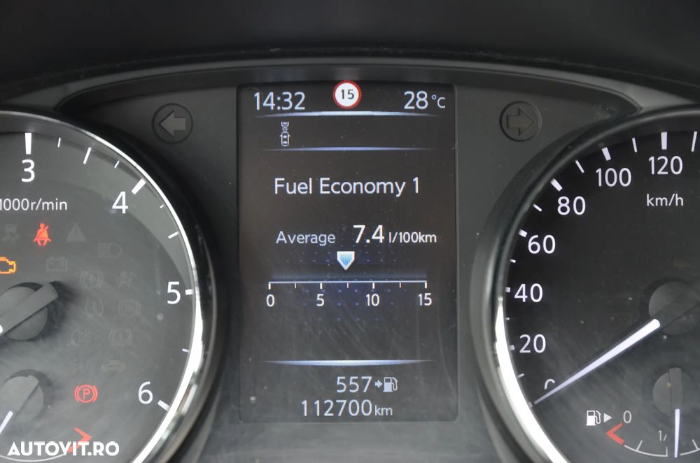 Nissan Qashqai 1.5 DCI TEKNA - 33