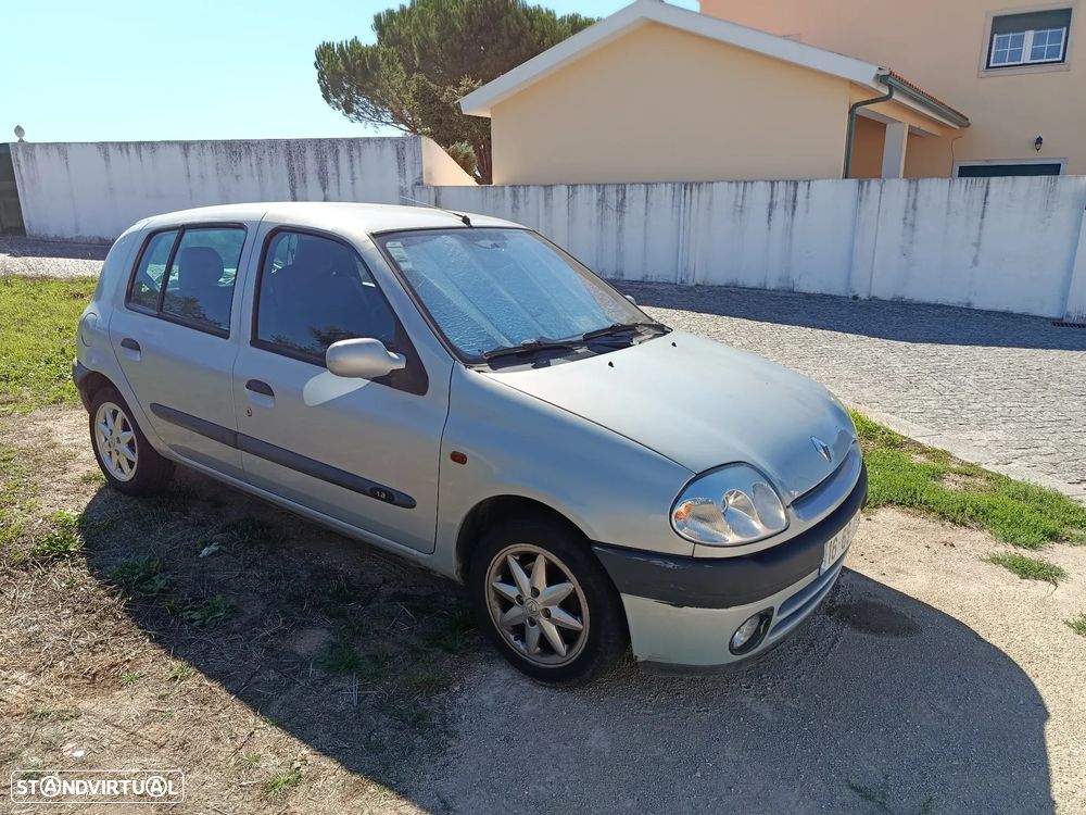 Renault Clio - 3