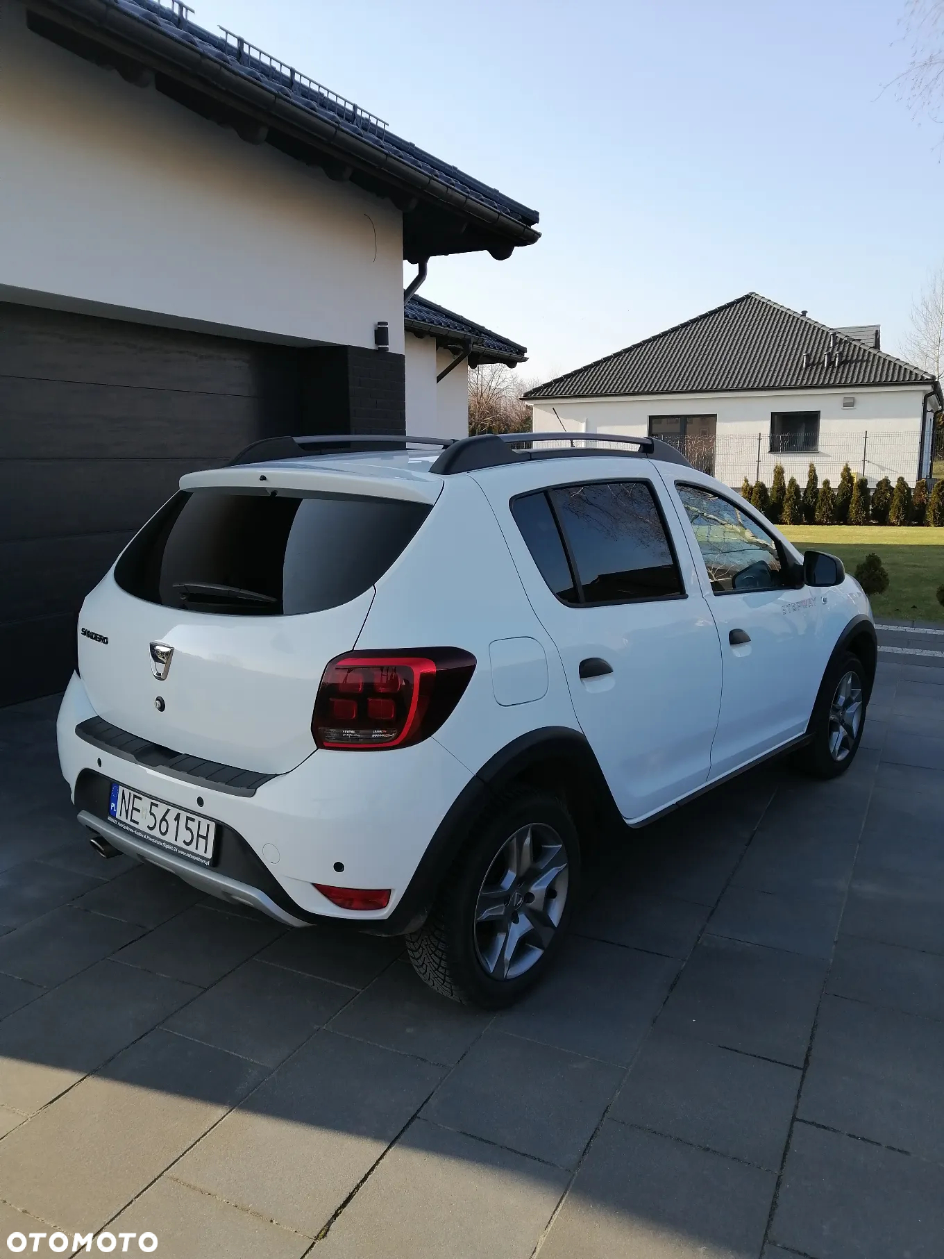 Dacia Sandero 1.0 TCe Laureate S&S - 4