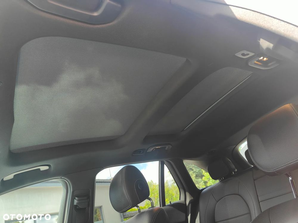 Mercedes-Benz GLC 300 4Matic 9G-TRONIC AMG Line - 10