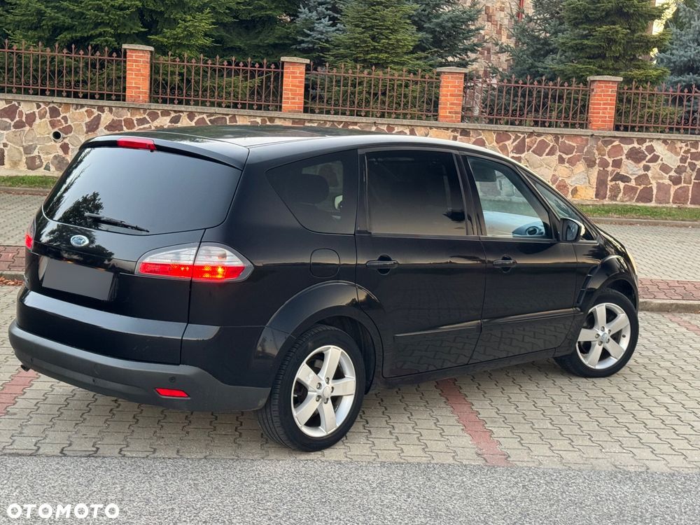 Ford S-Max 2.0 Titanium - 26