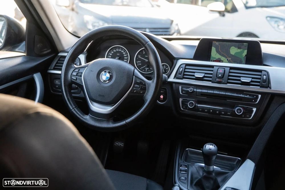 BMW 318 d Line Modern - 25