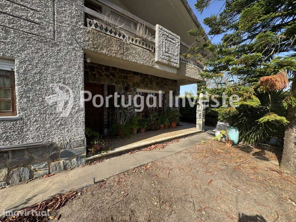 Moradia Térrea em Lote de 8000 m² - Torres Novas - Grande imagem: 3/48