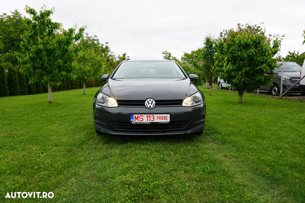 Volkswagen Golf 1.6 TDI BlueMotion Technology DPF Highline DSG