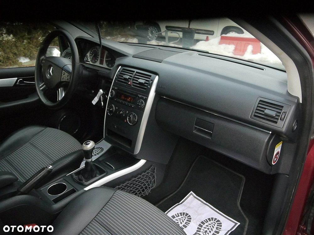 Mercedes-Benz Klasa B 150 BlueEFFICIENCY - 21