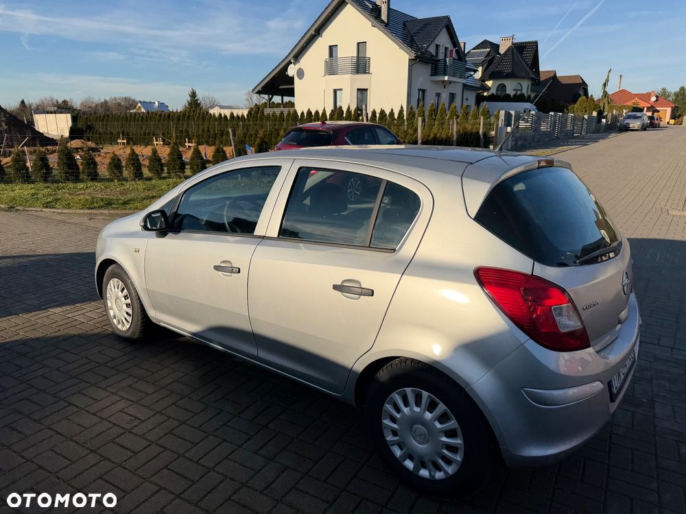 Opel Corsa - 7