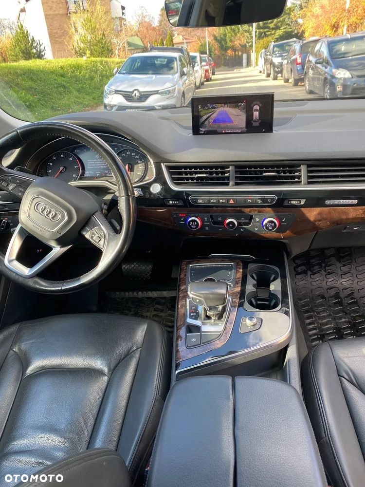 Audi Q7 - 9