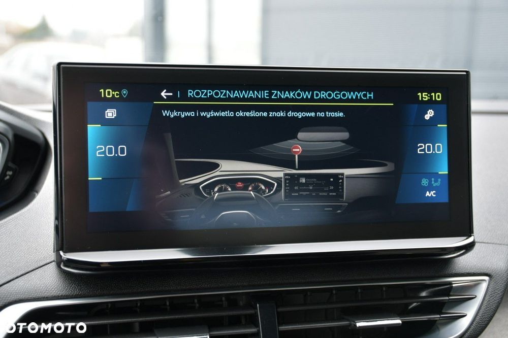 Peugeot 3008 1.6 PureTech HYbrid GT Line S&S EAT8 - 29