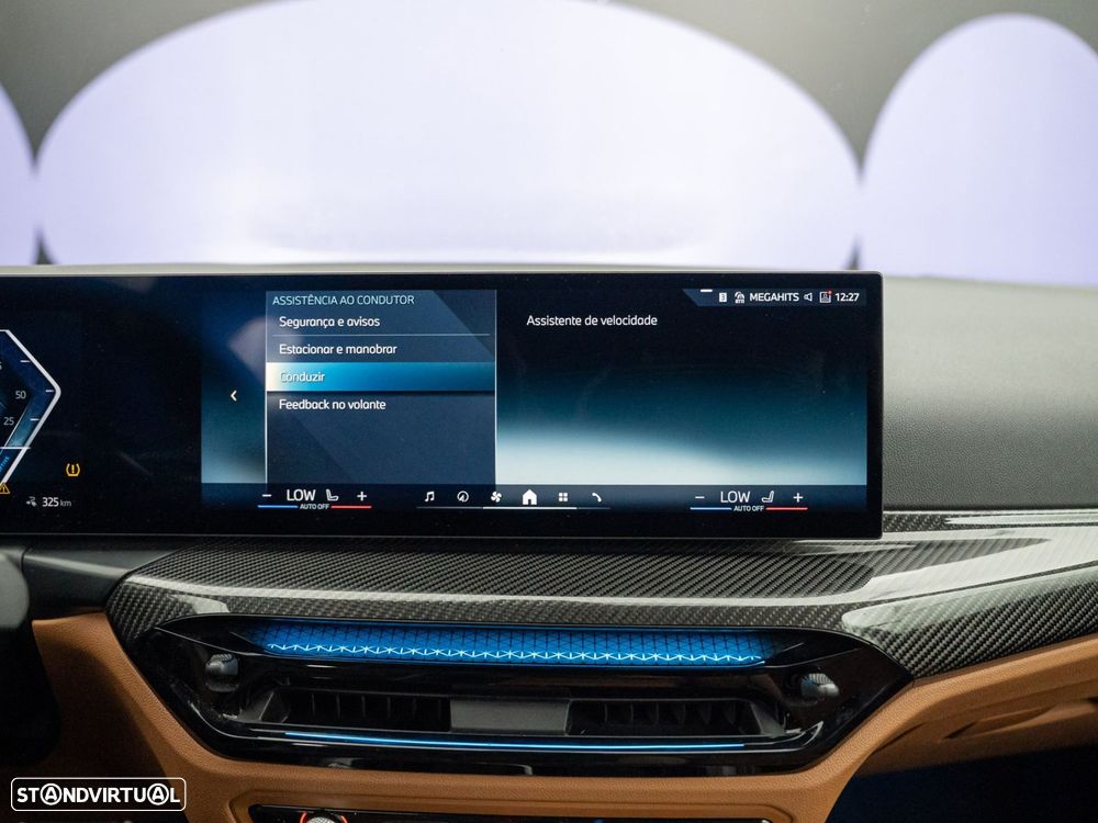 BMW i4 - 42