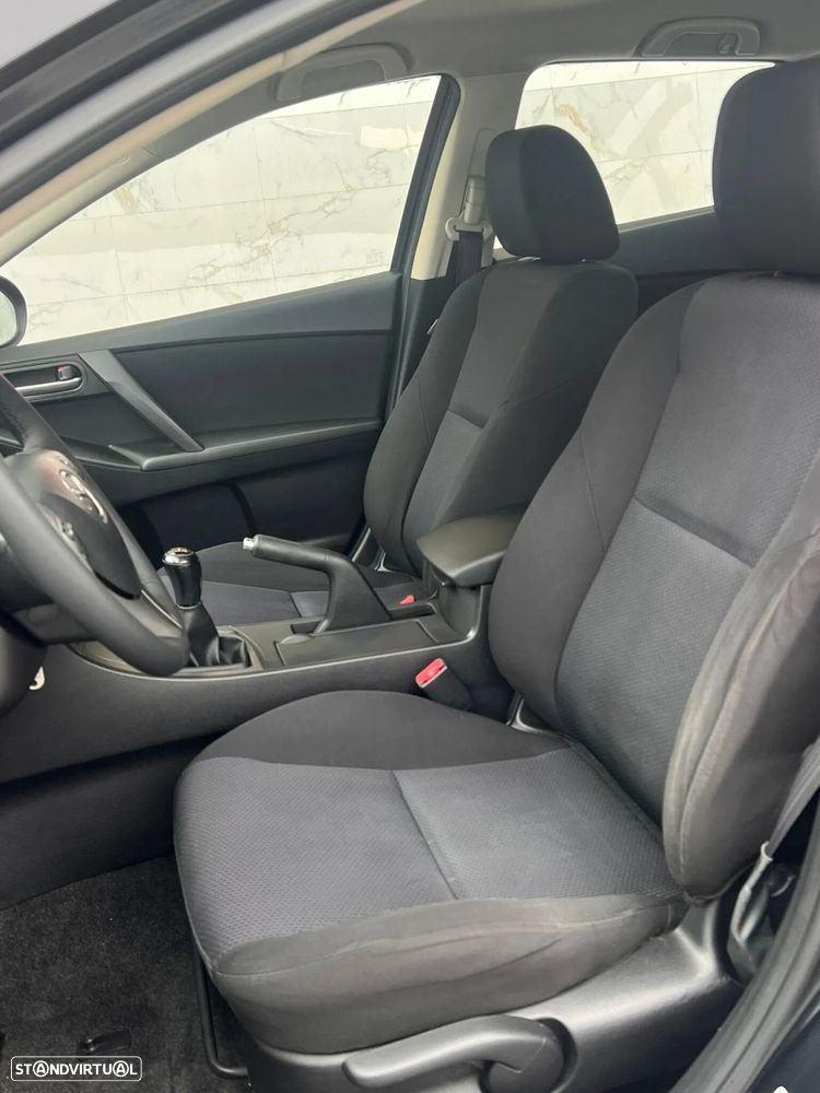 Mazda 3 Hatchback MZ-CD 1.6 Comfort - 11