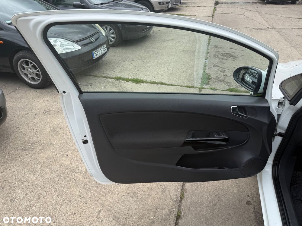 Opel Corsa 1.3 CDTI Cosmo - 11