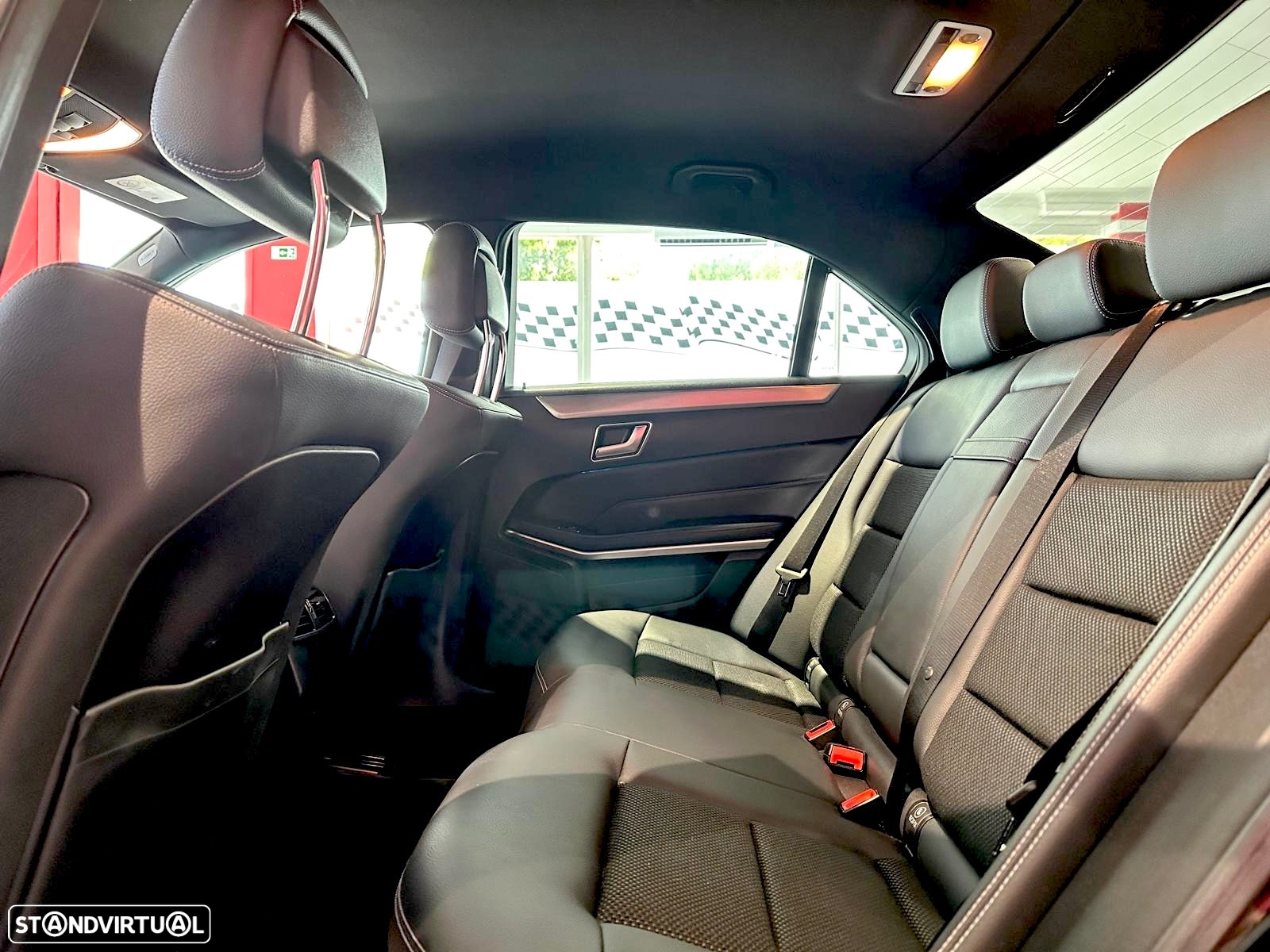 Mercedes-Benz E 300 Bluetec Hybrid Avantgarde 107g - 15
