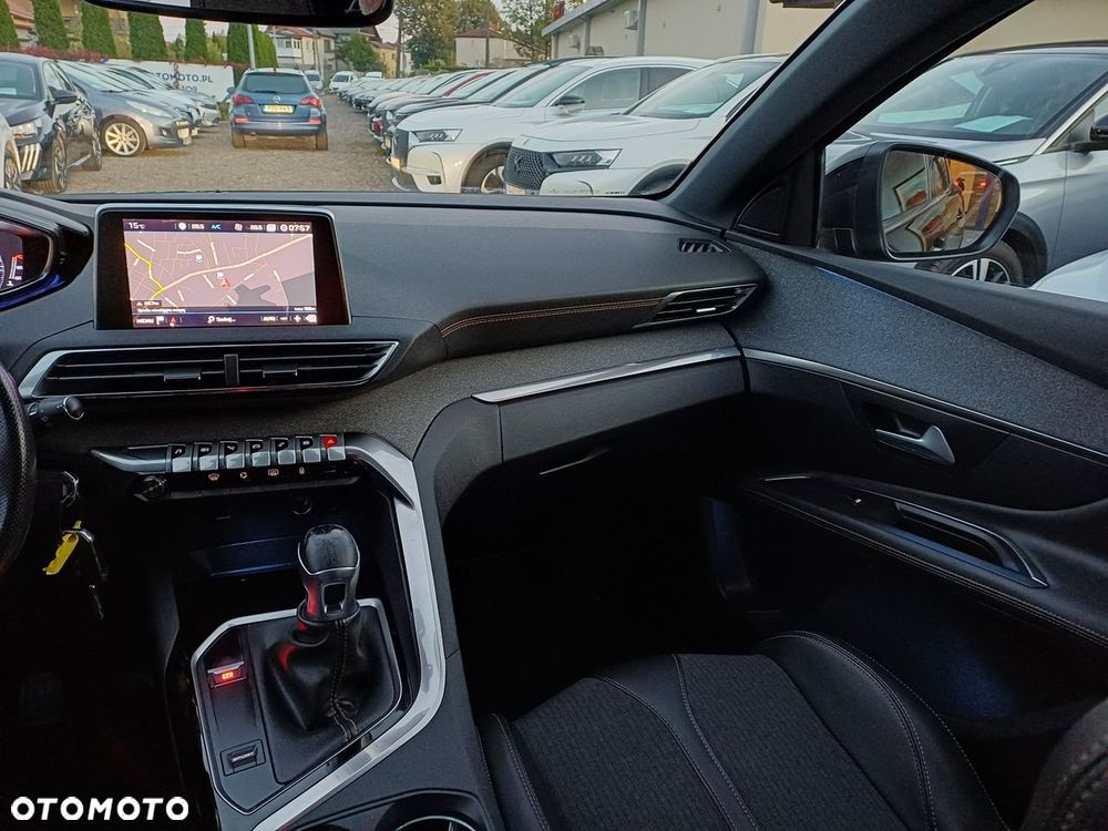 Peugeot 3008 - 22