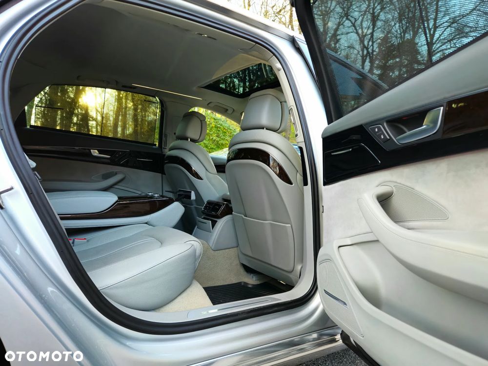 Audi A8 4.2 FSI L Quattro - 28