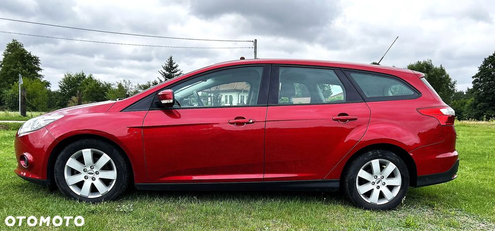 Ford Focus 1.6 TDCi DPF Champions Edition - 8