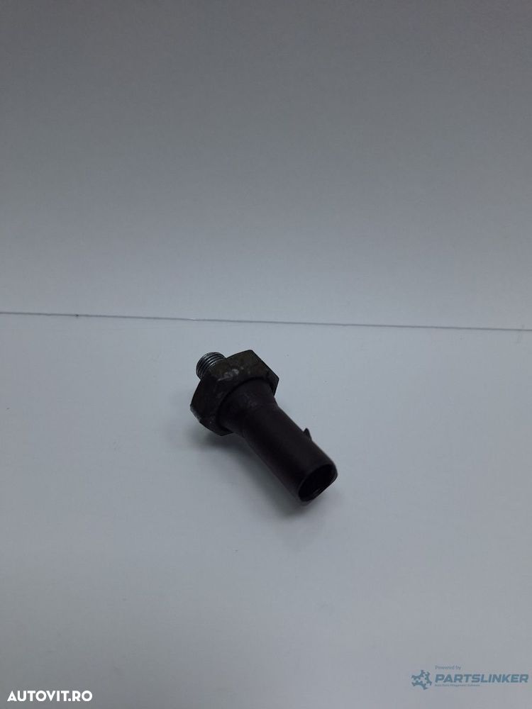 Senzor de presiune ulei VOLKSWAGEN GOLF V 1K1 2003 - 20091.9 TDI BKC, BLS, BXE 038919081K - 1