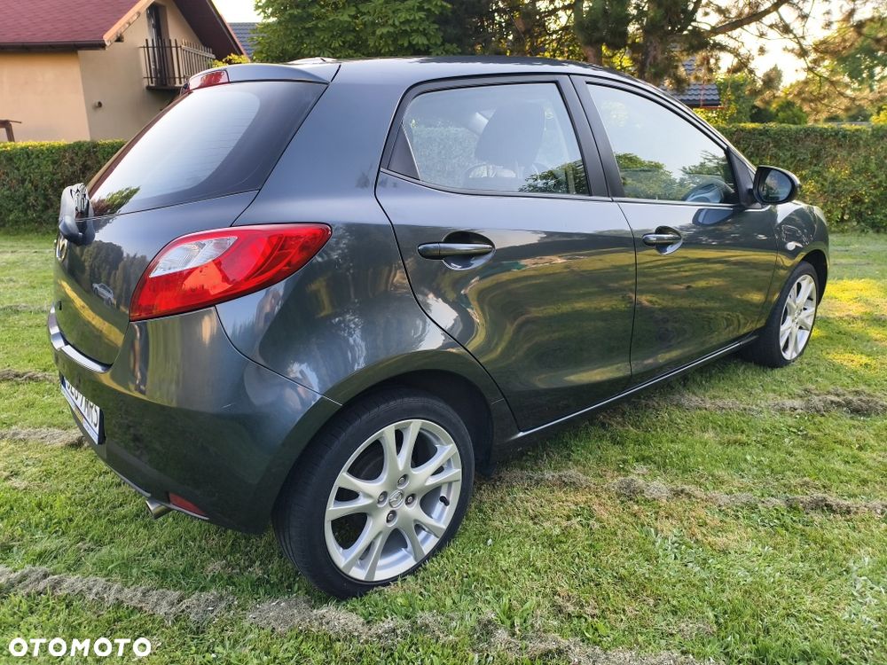 Mazda 2 - 7