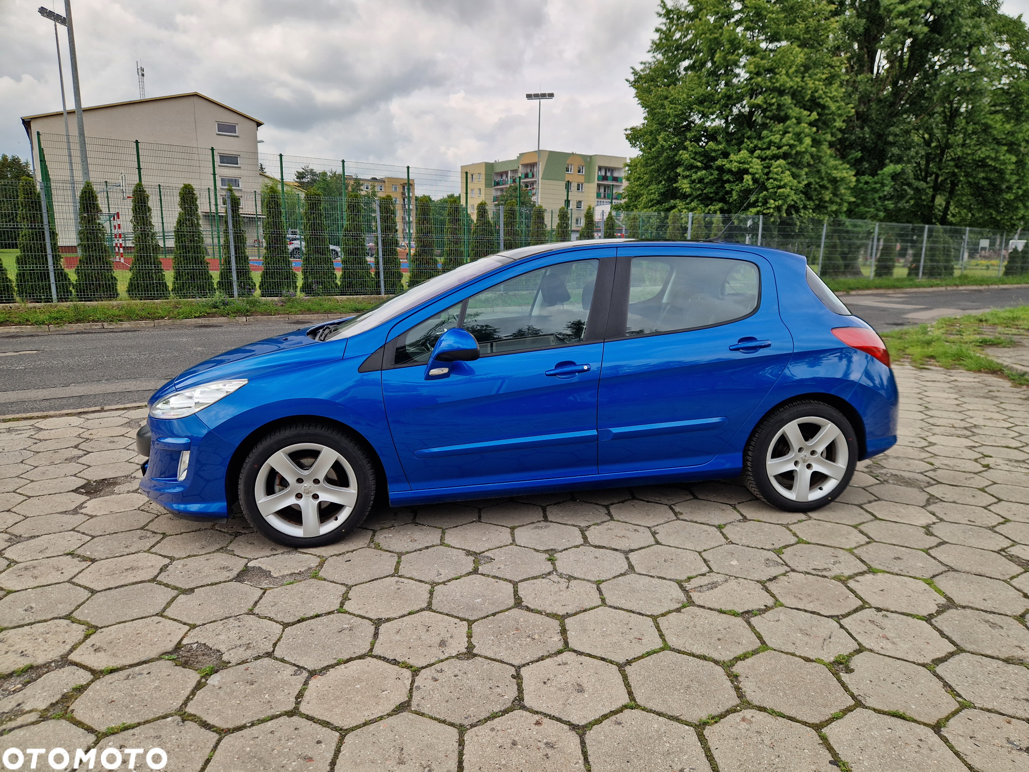 Peugeot 308 - 8