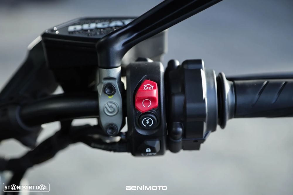 Ducati Diavel V4 - 13