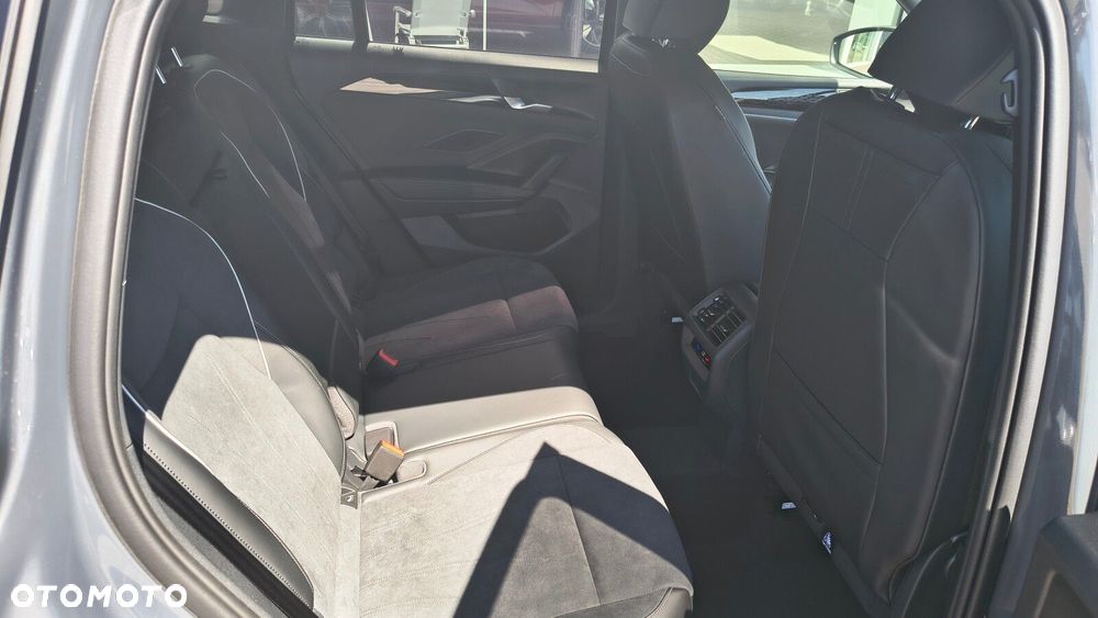 Volkswagen Tiguan - 33
