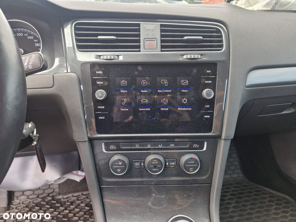 Volkswagen Golf 1.6 TDI BMT Comfortline - 18