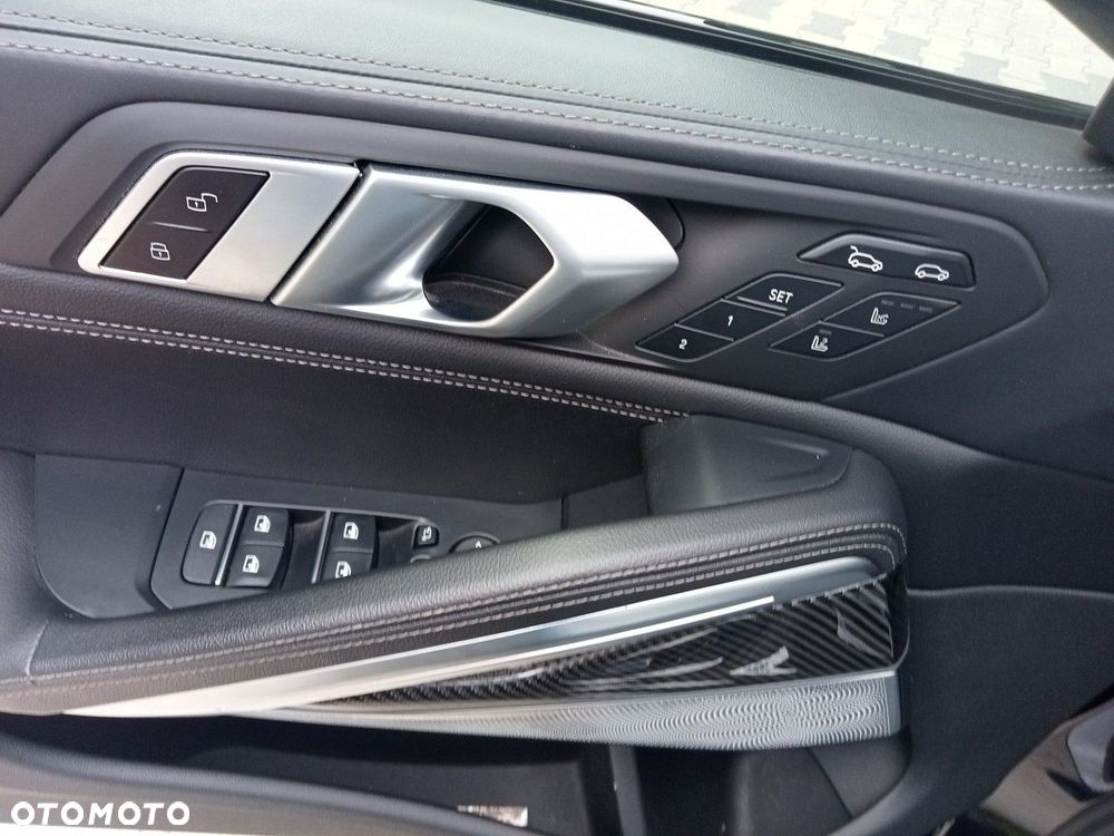 BMW X6M - 11