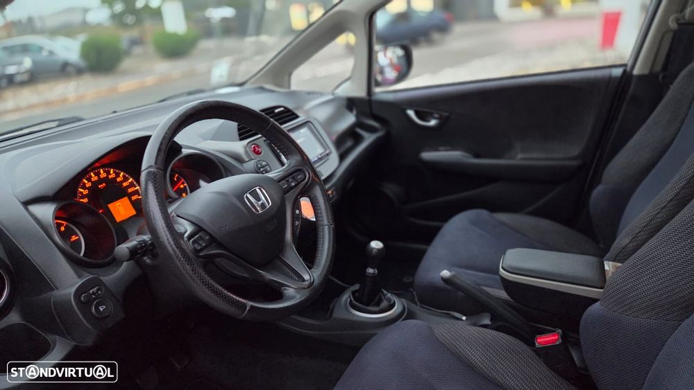 Honda Jazz 1.4 i-VTEC Executive - 12