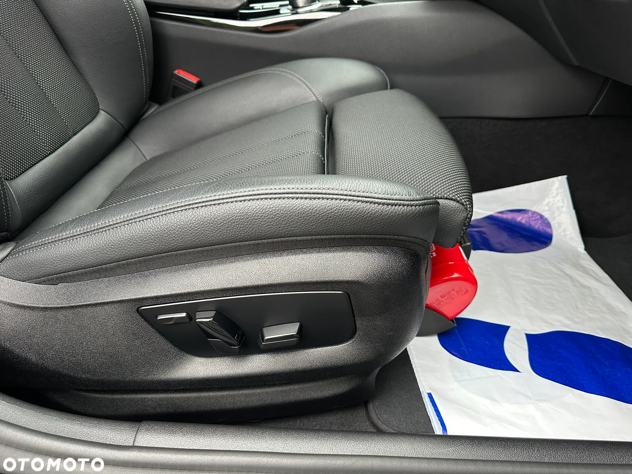 BMW Seria 5 520d xDrive Sport Line sport - 28