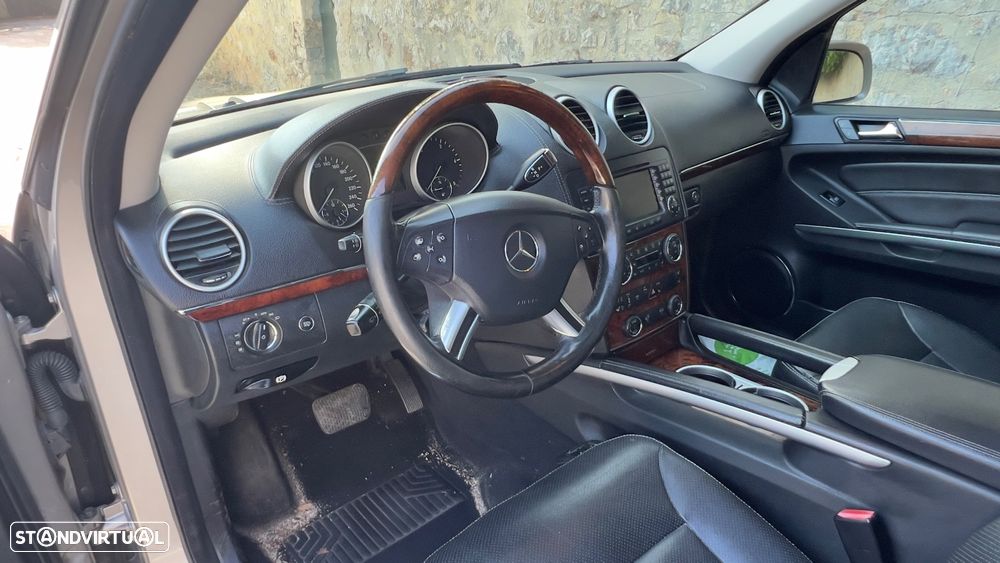 Mercedes-Benz GL 320 CDI - 12