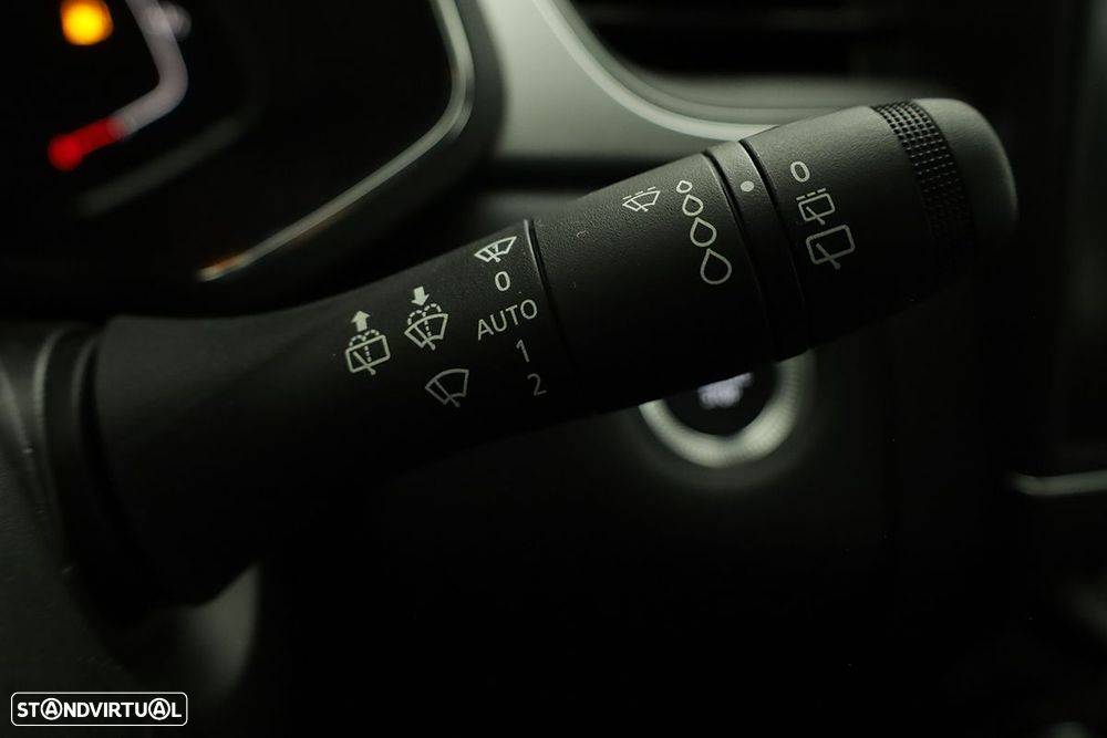 Renault Captur 1.0 TCe Techno Bi-Fuel - 17