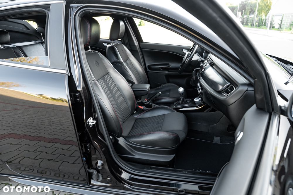 Alfa Romeo Giulietta 1.4 TB 16V - 26