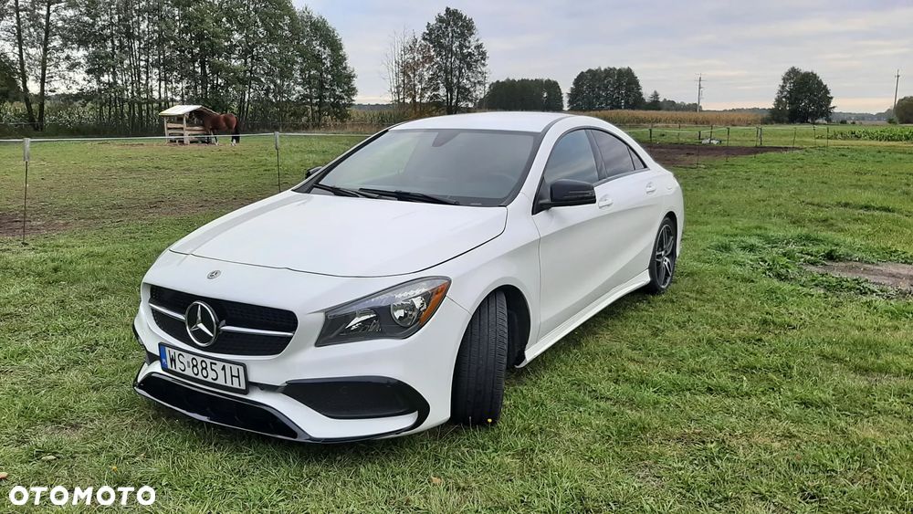 Mercedes-Benz CLA 250 7G-DCT AMG Line - 12