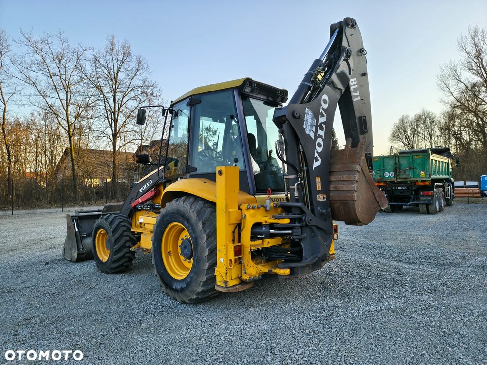 Volvo BL71  Koparko-ładowarka - 5